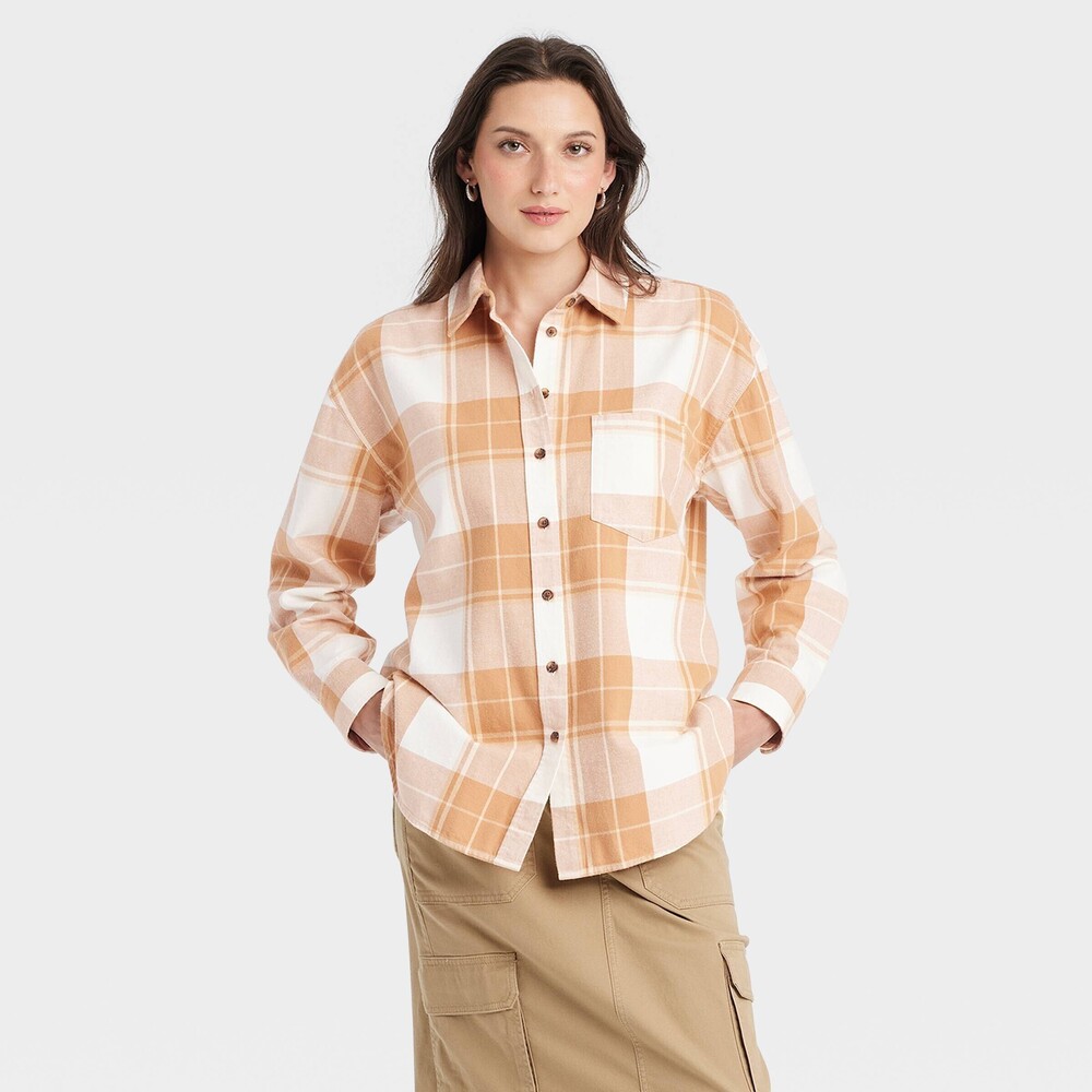 [Universal Thread] Oversized Flannel Long Sleeve Collared Button-Down Top
